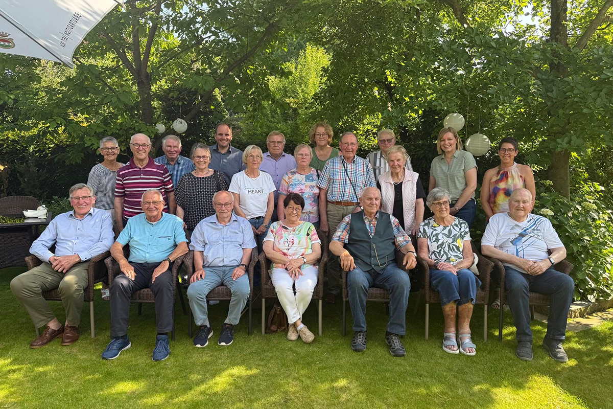 Mit 80 durch Holdorf